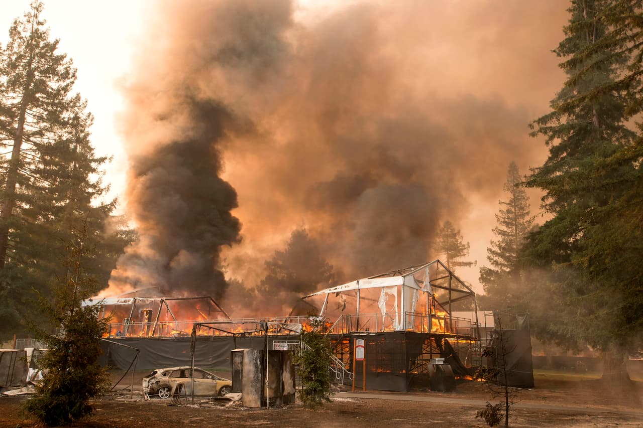 La situación de los incendios en California merece atención oportuna. Para el 2050, se prevé que en 
<b>140 de los 356 días del año </b> el Estado tendrá que mantener muy activa la alerta por fuego.