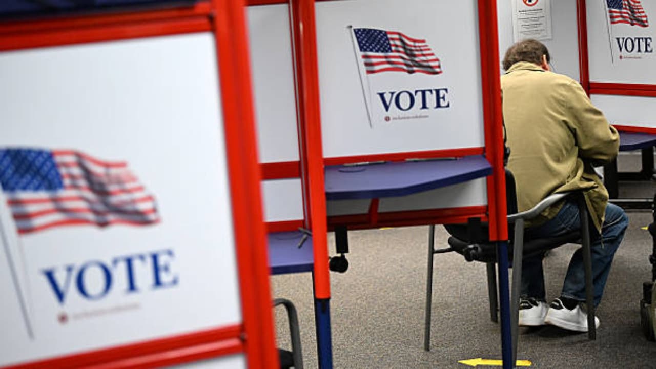 Senado de Florida aprueba ley que exigiría prueba de ciudadanía para registrarse y votar
