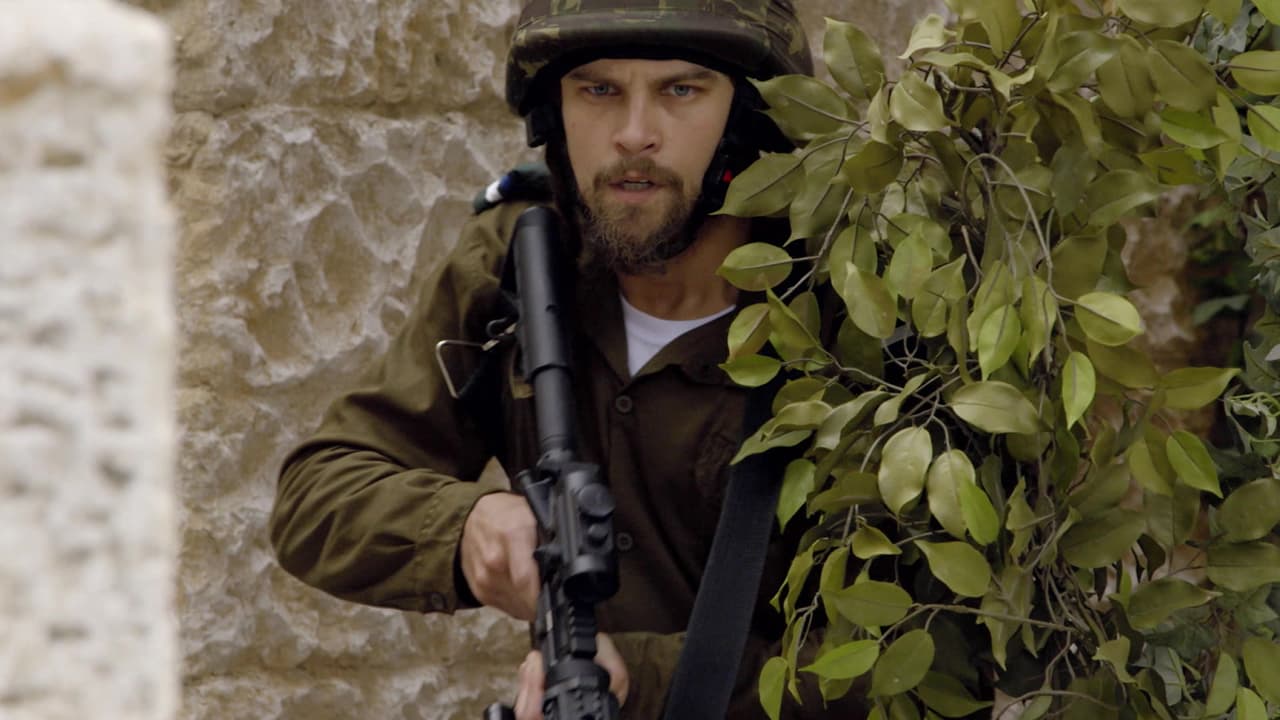 Tras realizar su servicio militar, encontró su vocación y sigue con su carrera militar en Jerusalén donde vive con su familia.