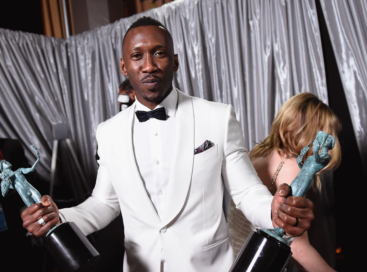 LOS ANGELES, CA - JANUARY 29: Actor Mahershala Ali, winner of the awards for Outstanding Male Actor in a Supporting Role for 'Moonlight' and Outstanding Cast in a Motion Picture for 'Hidden Figures,' poses backstage with awards during The 23rd Annual Screen Actors Guild Awards at The Shrine Auditorium on January 29, 2017 in Los Angeles, California. 26592_017 (Photo by Matt Winkelmeyer/Getty Images for TNT)