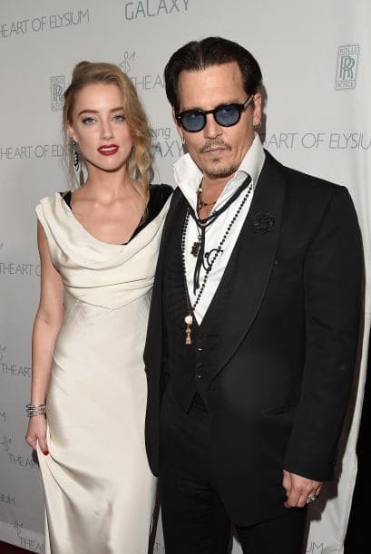 Pero en aquel entonces Johnny seguía unido con Vanessa Paradis.