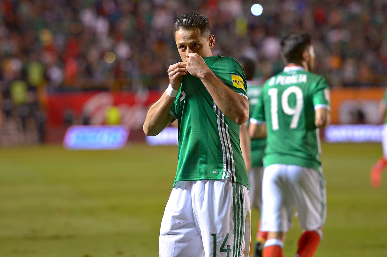 Delantero: Javier Hernández