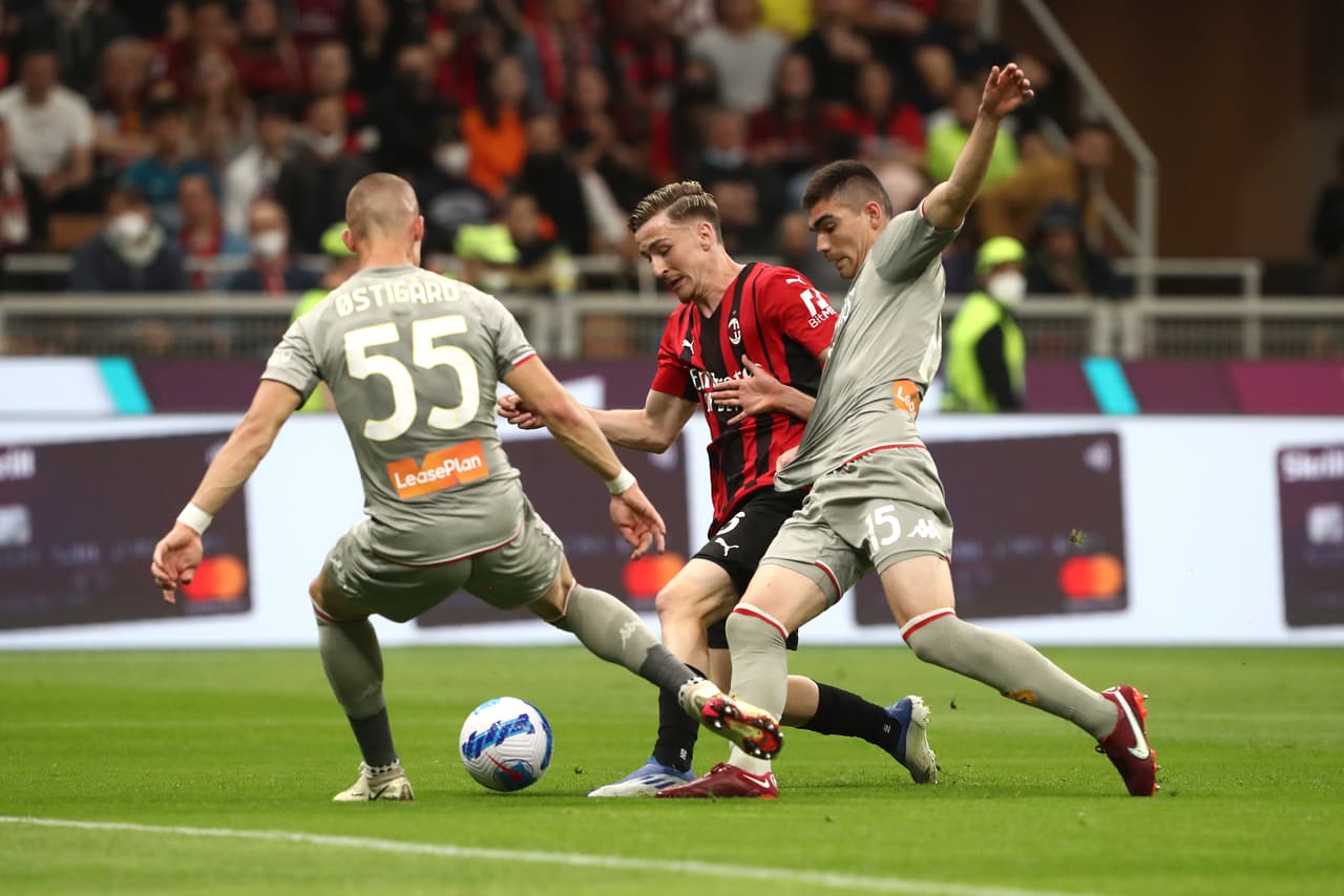 Milan derrotó 2-0 al Genoa del mexicano Johan Vásquez en la Jornada 33 con tantos de Rafael Leao y Junior Messias.