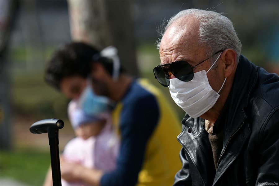 Por usar mascarilla, casos de gripe bajan por segundo año consecutivo en Arizona