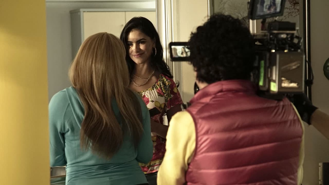 A lo largo de la serie hemos sido testigos de los roces entre Jenni Rivera y la 'reina del pueblo'. En el capítulo 6 vimos parte del pleito de las regalías de los discos de Graciela.