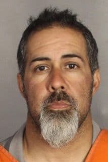 Empleado del gobierno de Austin es detenido en conexión con tiroteo en Waco