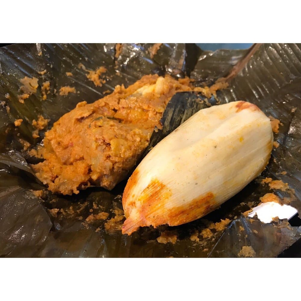 <b>Xelapan Café</b>
<br>Dirección: 5268 Buford Hwy NE Atlanta, GA 30340
<br>Teléfono: (770) 452-8880
<br>
<a href="https://www.yelp.com/map/xela-pan-cafe-atlanta-2">Cómo llegar</a>
<br>
<br>Sus dueños dicen que “nos especializamos en la artesanía de nuestra amada tierra Guatemala. Tenemos tamales de arroz hechos de pollo, tenemos paches de papa, y chuchitos. ¡Tenemos pan calientito y fresco todos los días! Ven y prueba un pedacito de nuestra querida tierra Quetzaltenango”.