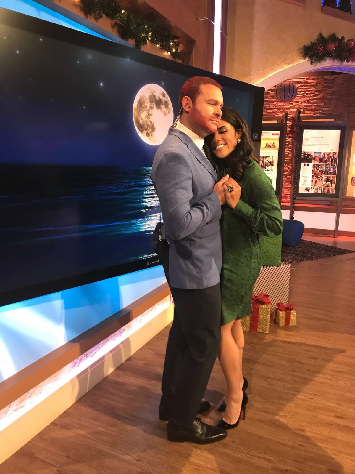 ¡Qué momento más romántico! Este martes 9 de abril Meghan y Harry estarán de regreso para contarnos todo de su tan esperada boda.