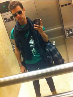 Simone es muy guapo, seguramente ya le robó el corazón a más de una.