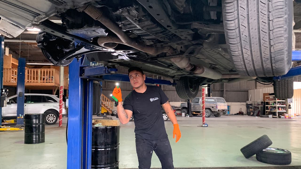 <b>"Están haciendo un hoyito en el tanque de gas, incluso durante el día"</b>, dijo una oficial de la Policía de Houston, alertando a los conductores sobre lo que puede pasar en las próximas semanas.