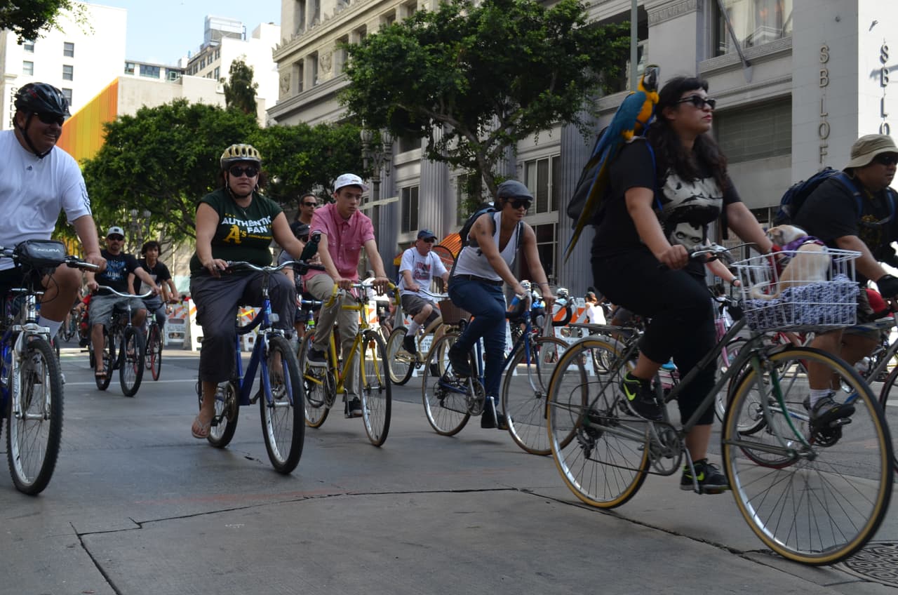 Un domingo de bicicletas en el sur de Los Ángeles