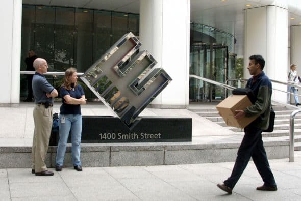 6. Enron (corredor de energía) - 2 diciembre 2001 " $65,500 millones.