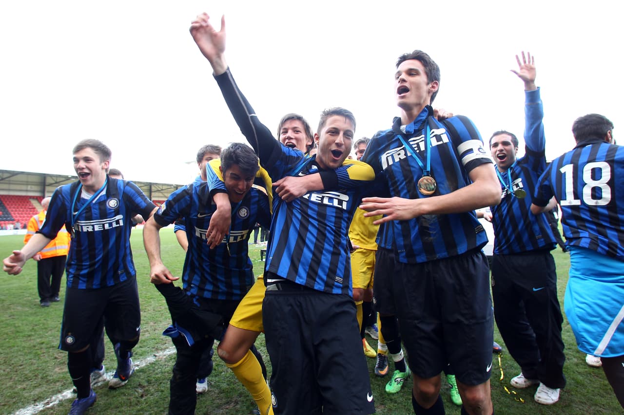 16 equipos con 27 años: el 'Loco' Abreu italiano