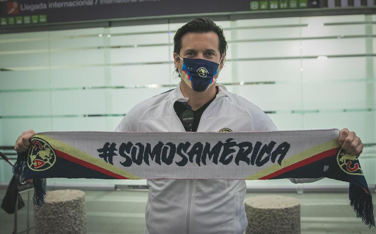 Santiago Solari ya está en México para dirigir al América
