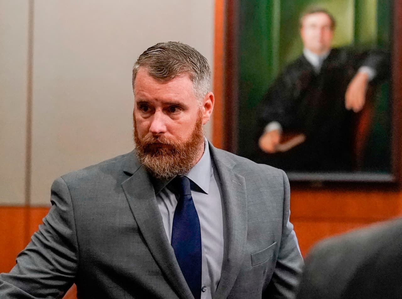 Condenan a 25 años de cárcel a un hombre que estranguló a un hispano en Houston frente a su esposa e hija