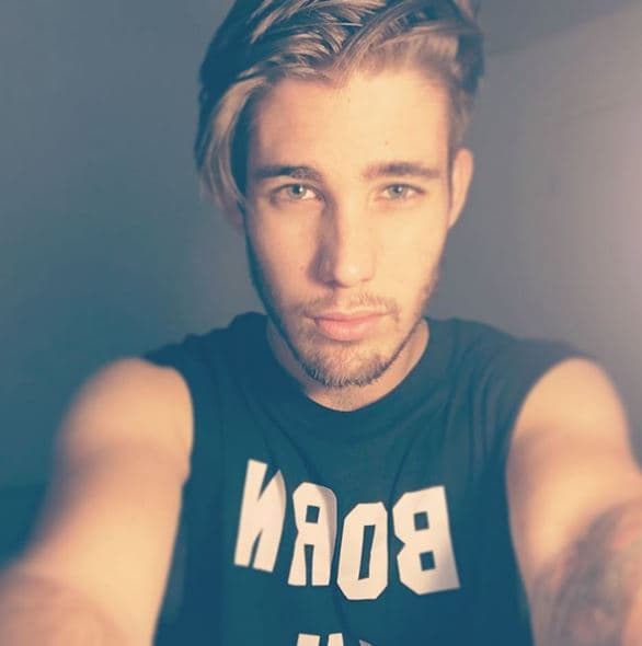 Y ella tiene toda la razón. A sus 20 años, Abdiel es el rompecorazones de La Banda.