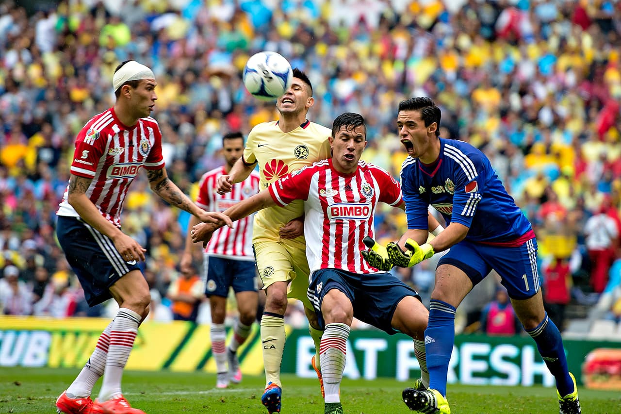 El Clásico Nacional nos alcanzó en el Clausura 2016. Guadalajara y América cuentan ya los minutos para enfrentarse en el campo del Estadio Chivas en la fecha 10 del torneo. Y aquí te dejamos las claves de un partido que promete de todo.