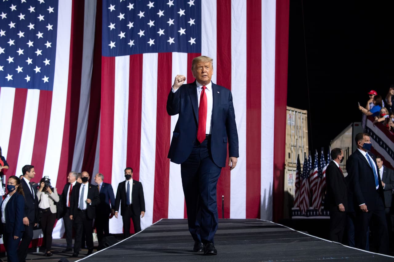 Durante su discurso, Trump rechazó el plan de reapertura impulsado por el gobernador Roy Cooper durante la pandemia.