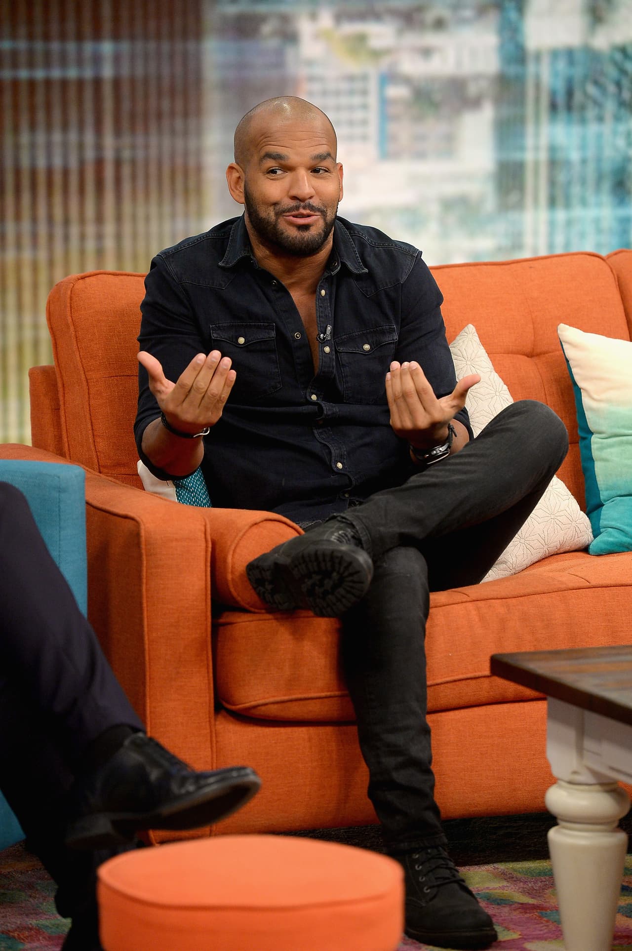 Comparó su cinta 'Criminal' a la saga de Matt Damon de 'Bourne'.