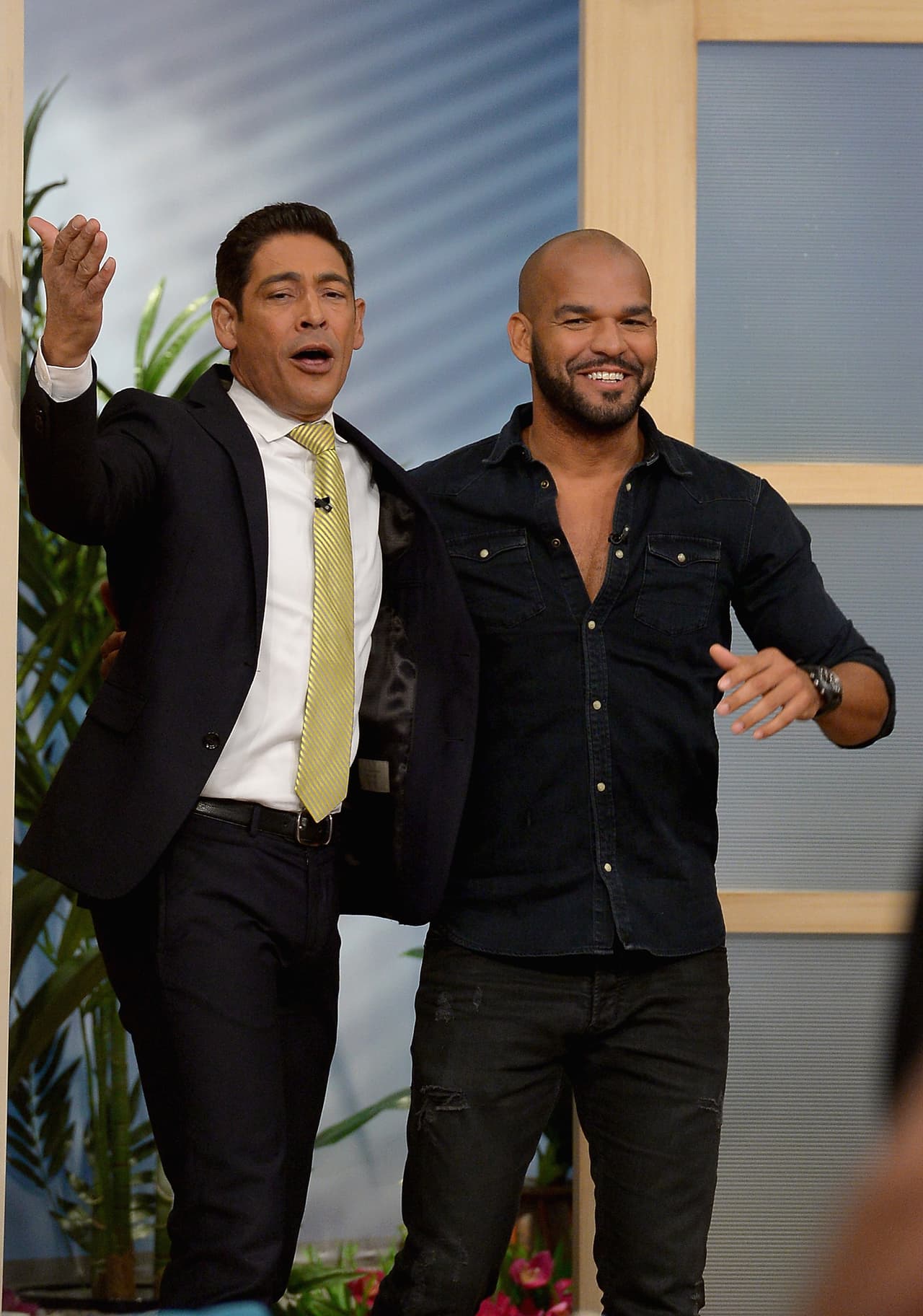 Johnny Lozada fue el encargado de recibirlo en nuestra nueva casita.