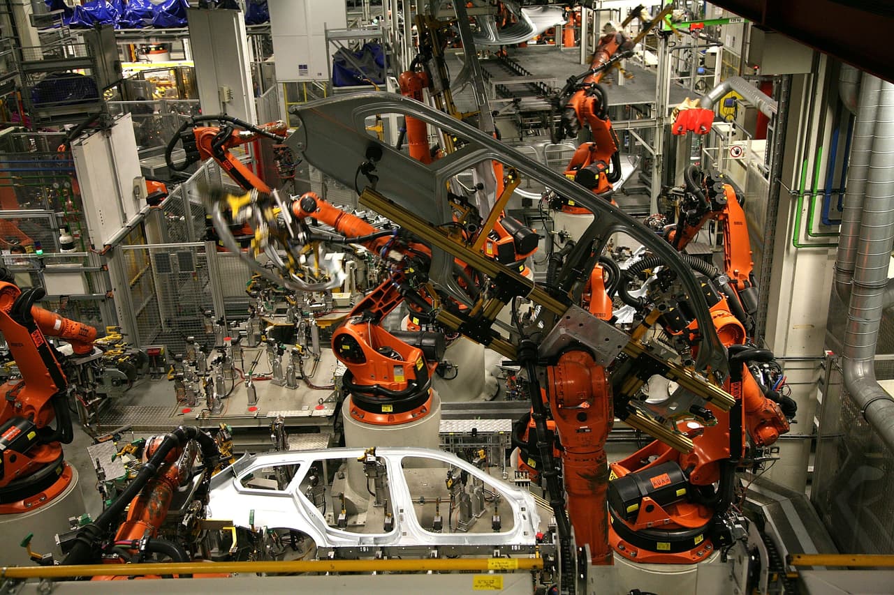 <h3 class="cms-h3-H3"><b>Mr. Roboto.</b></h3>
<br>La mitad de los robots en existencia actualmente son empleados por la industria automotriz.