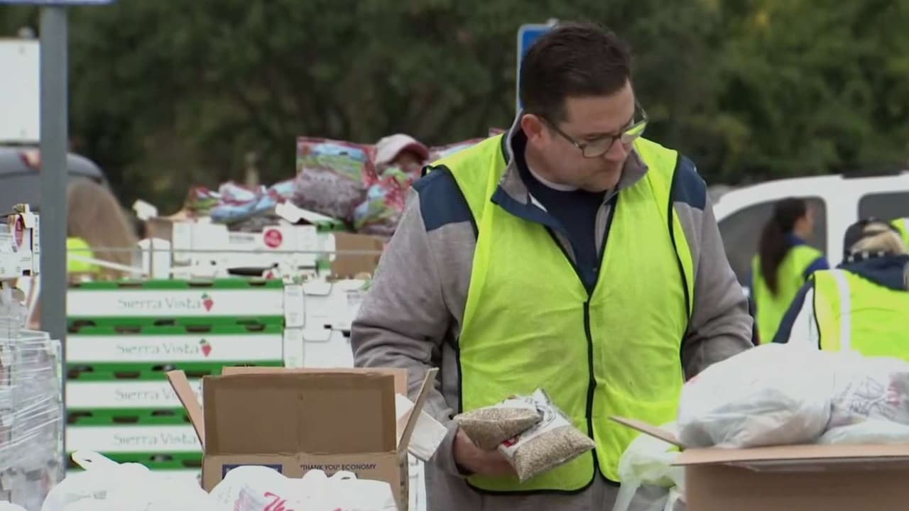 Alimentos gratis para familias necesitadas en el área de Dallas: te decimos cuándo y dónde
