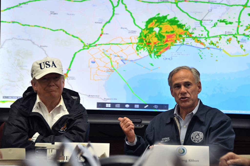 Gobernador de Texas acepta ayuda de México para el desastre ocasionado por Harvey