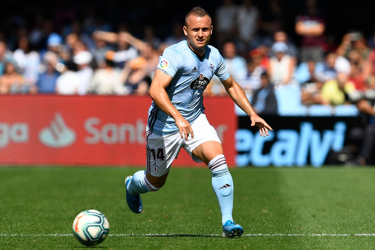 Stanislav Lobotka. Napoli pagó al Celta de Vigo 22.1 millones de dólares por el pivote de 25 años.