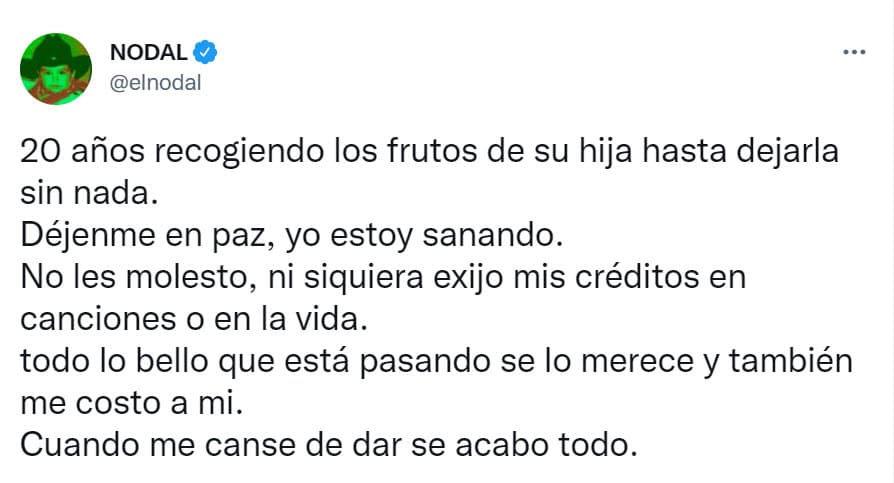 En este primer mensaje, inició contra doña Belinda Schüll: "
<b>20 años recogiendo los frutos de su hija </b>hasta dejarla sin nada", escribió, exigiendo que lo dejen "en paz" porque está "sanando".
<br>