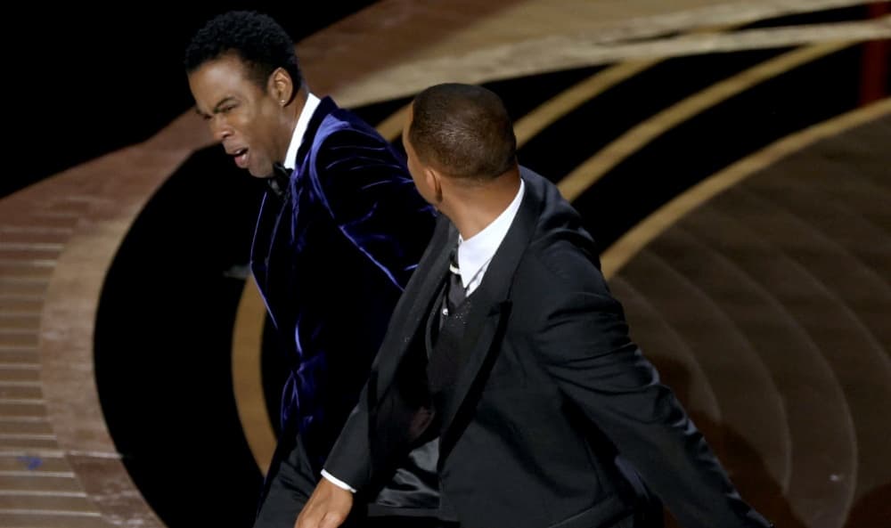Will Smith golpea a Chris Rock en los Premios Oscar 2022