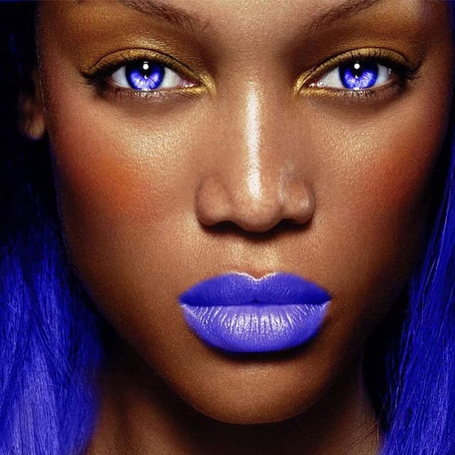 En su selfie, no hay sombra, rimel, 'lipstick' o photoshop.