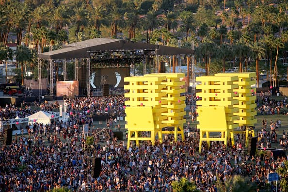 Estampas de las multitudes, los espectáculos y toda la diversión que han invadido el valle de Coachella durante el esperado festival de música y arte que se celebra en California.