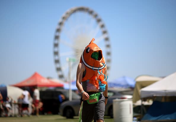 Estampas de las multitudes, los espectáculos y toda la diversión que han invadido el valle de Coachella durante el esperado festival de música y arte que se celebra en California.