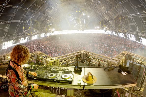 Estampas de las multitudes, los espectáculos y toda la diversión que han invadido el valle de Coachella durante el esperado festival de música y arte que se celebra en California.