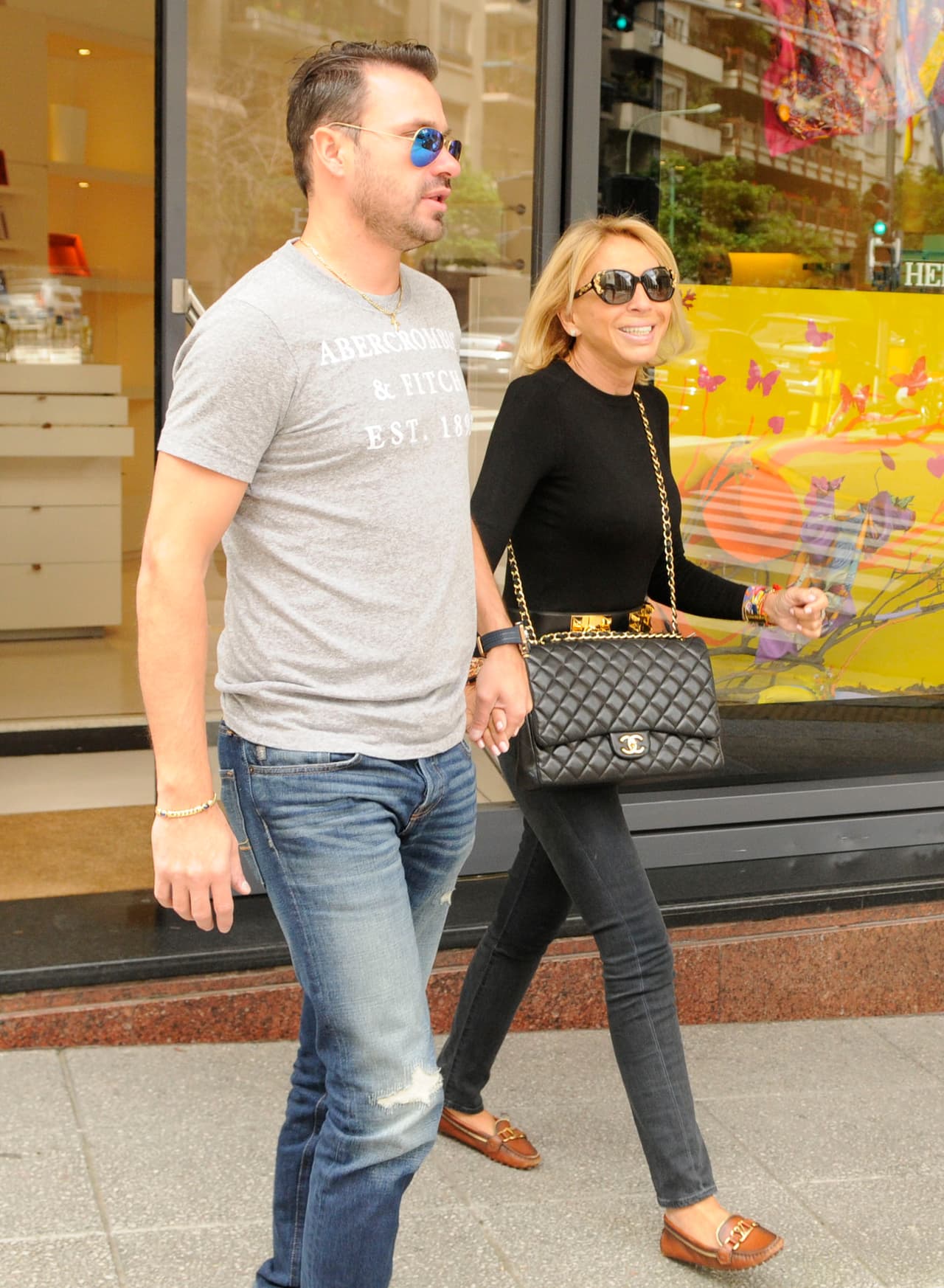 La periodista le llevaba 24 años al músico, a quien nunca le importó la diferencia de edad, pese a las críticas.