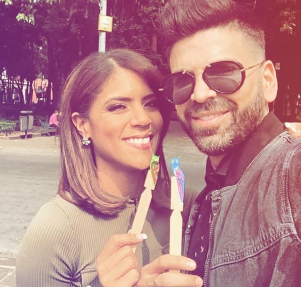 ¡Paseando por la Ciudad de México! Pillamos a Francisca y Jomari Goyso recorriendo la calles de la hermosa capital mexicana (Octubre 20, 2016)