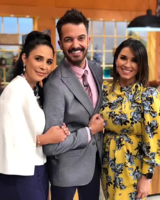 “Por eso el lunes y martes de esta semana pedí que me dieran los días para ir a hacerme unos análisis. Gracias a Dios no hay nada que ver con aquello, lo quiero dejar claramente, no hay recaída”, agregó.