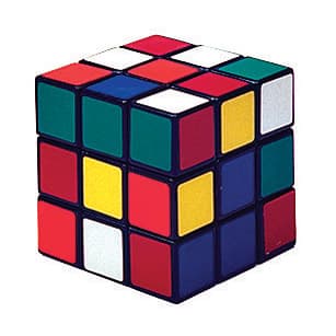 <b>Cubo de Rubik. </b>El húngaro Ernö Rubik creó el primer cubo de tres dimensiones a mediados de los 70. No alcanzó a ser un súper ventas hasta los años 80, cuando se convirtió en la obsesión de niños y adultos por igual en todo el mundo.