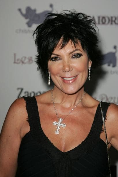La misma Kris confesó en su libro 'Kris Jenner and All Things Kardashian', que había sido infiel a su difunto ex marido con un productor musical.