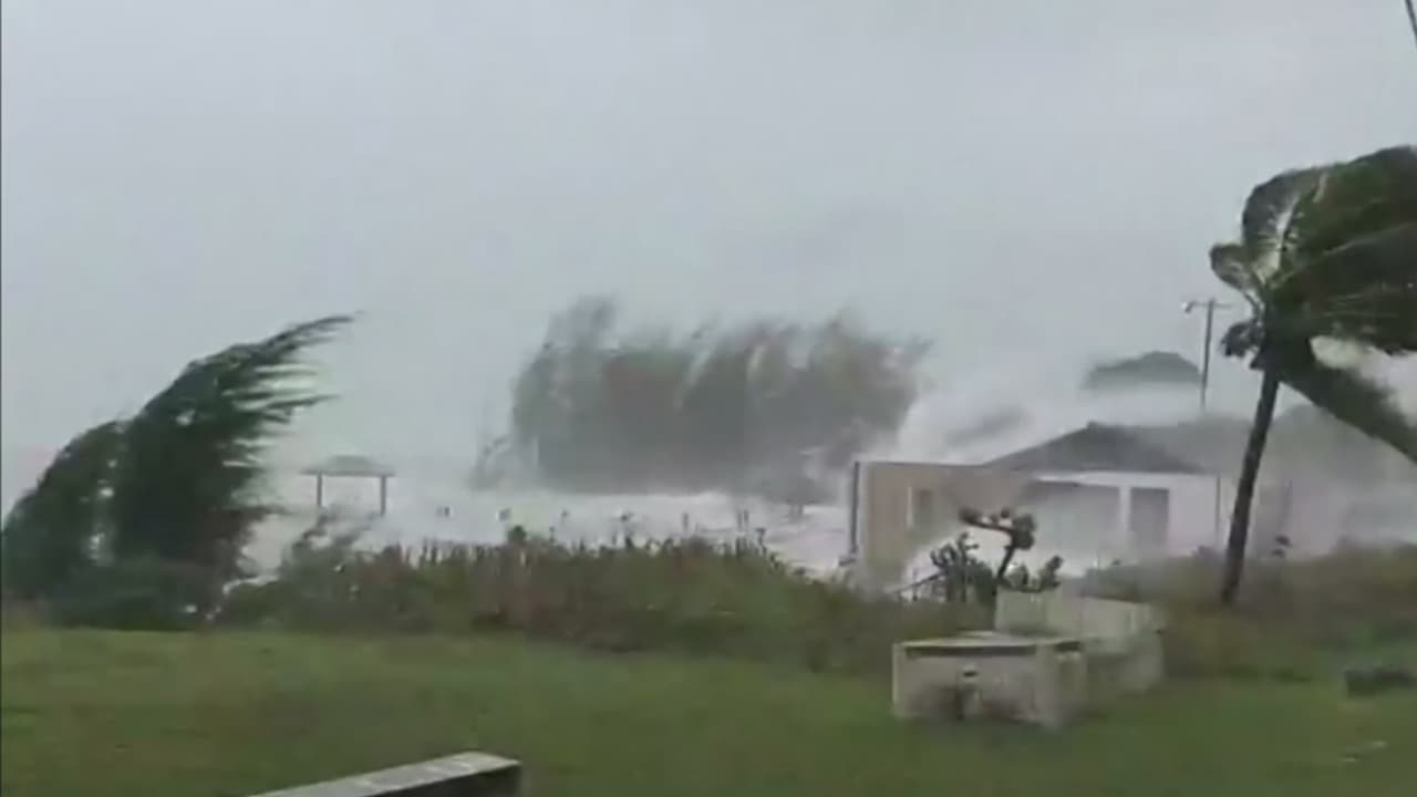 Dorian descarga su fuerza destructiva sobre Bahamas y Nueva York envía ayuda al sur