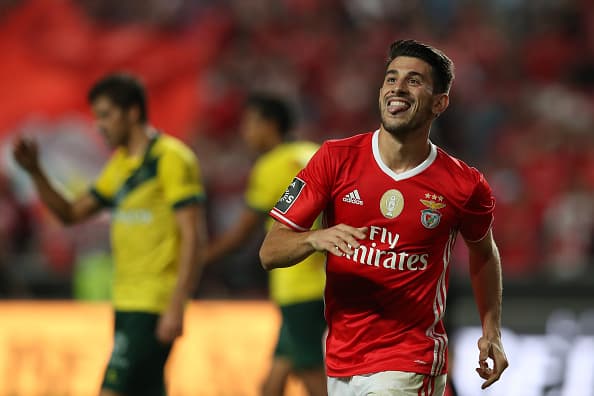 Benfica goleó al Paços Ferrreira y afianza liderato en Portugal