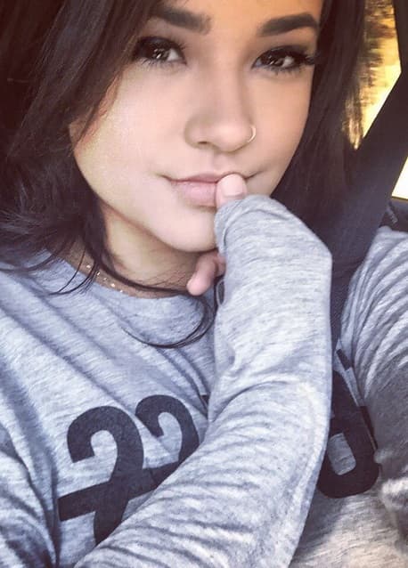 También adicta a las selfies, Becky nos regaló un lindo close up.