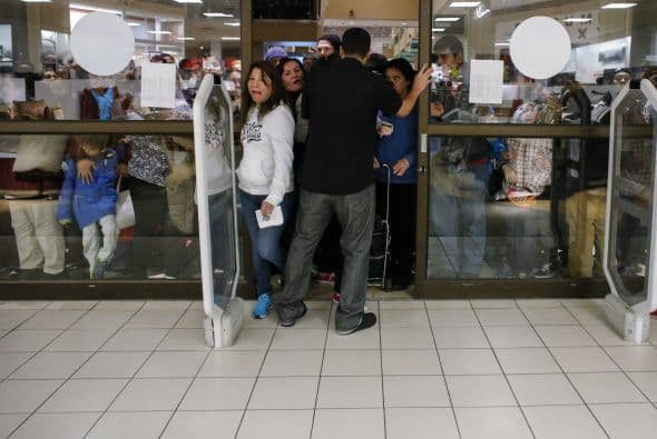La apertura durante Acción de Gracias es una forma en que los minoristas tratan de competir por los dólares de los clientes.
