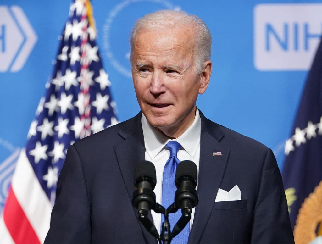 ¿Conseguirá ómicron unir a demócratas y republicanos?