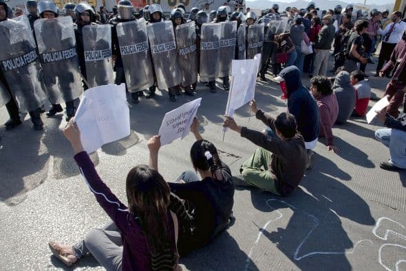La población de Ciudad Juárez y de toda Chihuahua se ha manifestado en muchas ocasiones para exigir justicia ante la ola criminal que trae la disputa de las bandas criminales por el territorio.