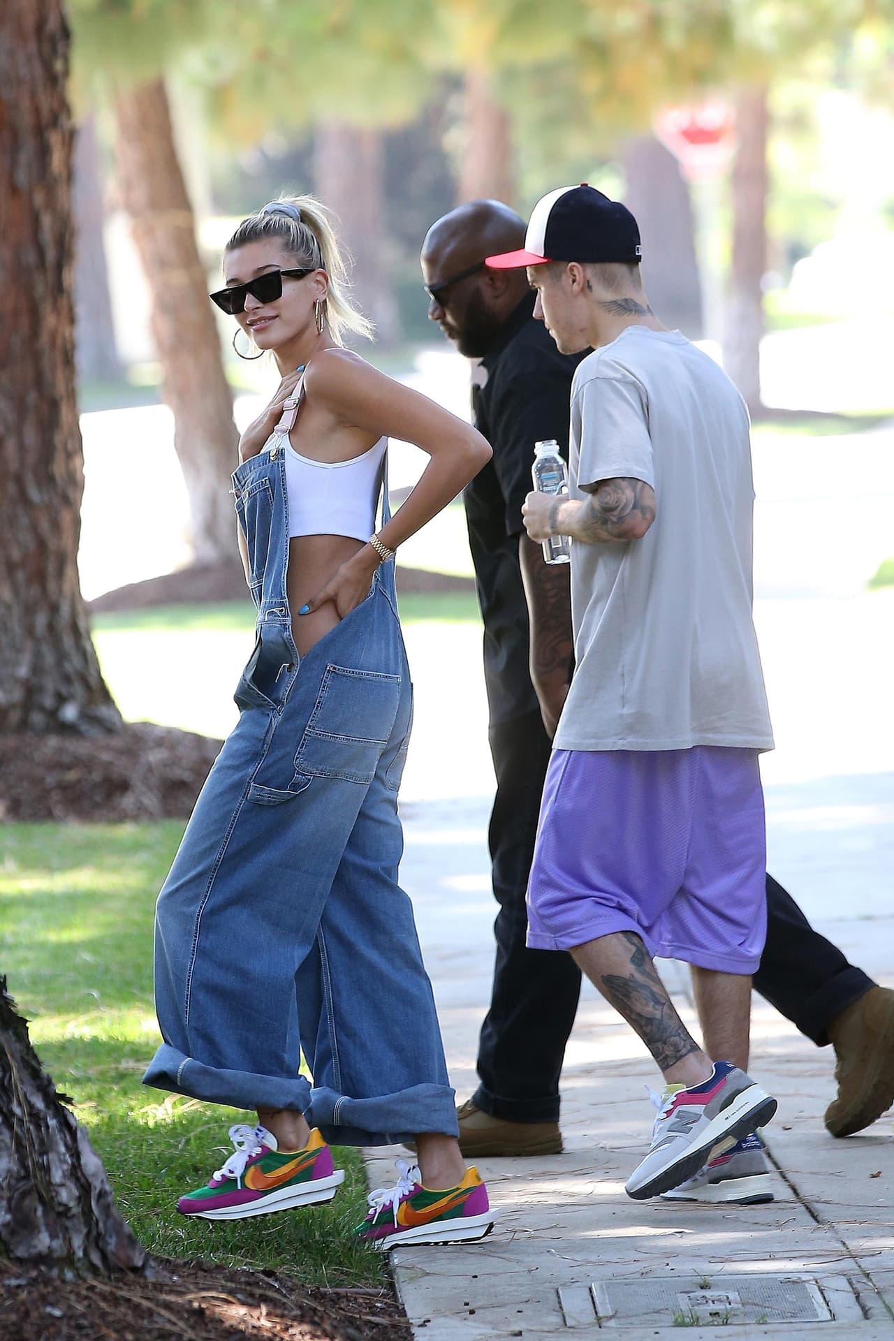 Pero, al parecer, a Justin no le causó mucha gracia y contestó: "¿No tienes vergüenza?" y se dio la media vuelta para irse.