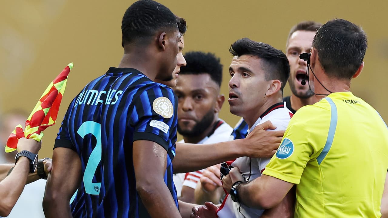 Marcos Acuña pierde la cabeza al finalizar el Inter vs. River