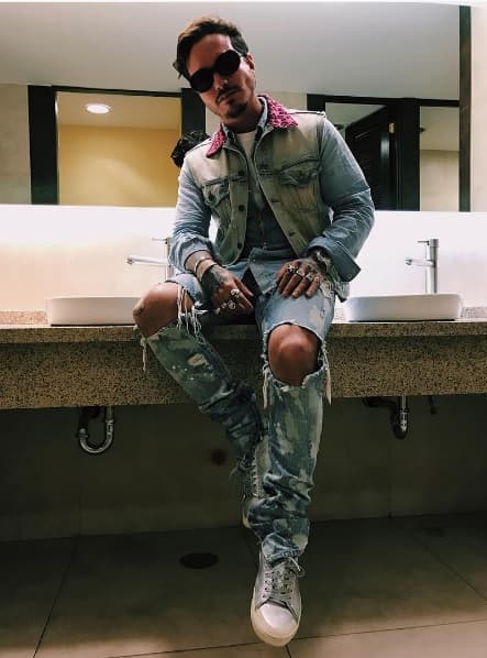 J Balvin le ha robado el corazón a sus fans. Este año tiene seis nominaciones a Premio Lo Nuestro.