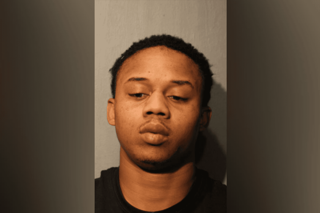 Presentan cargos contra hombre acusado de seguir a una mujer a su apartamento de West Town y agredirla sexualmente 