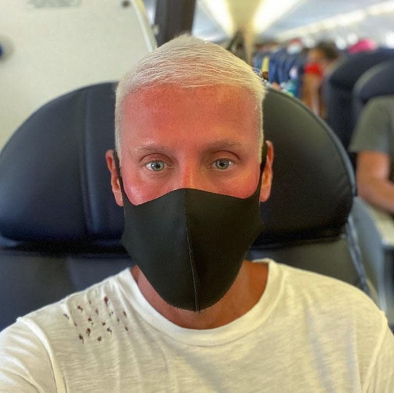 En 2014, Alfonso Waithsman viajó con la pareja presidencial a China, situación por la que recibió mensajes de odio y amenazas.
<br>